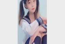 粉嫩萝莉鱼丸之丝质袜子-srcmini