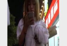 旗袍美女刚约会完,无内逛街近距离观看小嘴的变化-srcmini