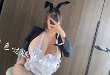 虎牙超高人气的高品质超极品美人童小芯（紫色哒豚豚）最新写真+视频图散播稀缺合集_744M_百度云-srcmini