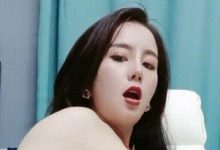 斗鱼人气火爆成熟女人控宅男粉至爱的（极品爆R御姐）浮力主播插B果舞稀缺合集【22v-27.4G-度盘】-srcmini