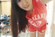 19岁粉嫩妹妹的私房写真视频-srcmini