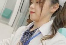 麻瓜豆豆新人女星-尤莉_Yuri地铁上噼里啪啦-srcmini