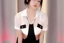 【虎牙重磅】清纯林小花L舞首次超大尺度散播-srcmini