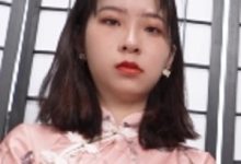 A&F美女《Yiyi》展示性感灰色丝袜脚丫-srcmini