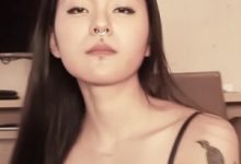 华裔《Rae Lil Black》 发布在国外的劲爆视频-srcmini