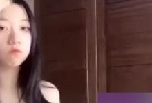 高颜值妹子抖音《小阿甜》张悦悦海草舞摩托摇-srcmini