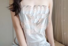 户外网红萌妹《小胖丁》之死水库系列两部-srcmini