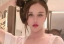 杭州网红女神《大草莓宝贝》和粉丝的互动-srcmini