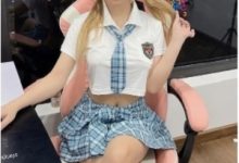 onlyfans两位付费极品女神（Linhi_Cute）&（Yuumeilyn），联袂献上性感可爱的睡衣【7.14G】-srcmini