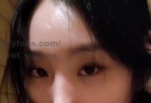 OnlyFans顶级颜值女神（Brat）付费接拍，美女侧脸像神仙姐姐刘亦菲，12月底最新付费长视频 [1v-300m]-srcmini