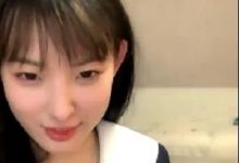 秀人网清纯小妹（糖纸妹妹）放弃尊严攀上富二代【2V，2.4G】-srcmini