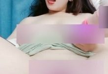 斗鱼火爆人气主播（衣裳湿半），妩媚性感的大胆开放穿搭的直播现场【22v-27.4G】-srcmini