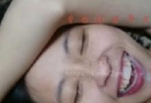 Twitter up主 清纯大眼学生妹（许淳婷）为了报复渣男分手后马上曝光了两人的亲密视频[1V-1.4G]-srcmini