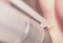 调皮弟弟撩拨睡觉的迷人表姐，身材丰满引发心动时刻【300MB】-srcmini