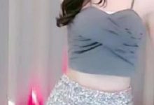 虎牙TV高颜值姐姐（烨小一）给力热舞，扭动魔鬼身材令人血脉喷张【3.03G】-srcmini