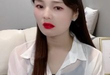 男科女医生治疗患者身体问题-srcmini