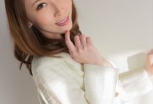 美足达人展示精湛技术,带来精彩火爆的31V/20GAyaKisaki视频-srcmini