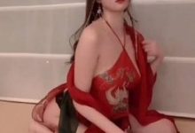 杨晨晨有尺度空档照片-srcmini