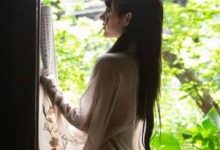 秀人网推荐：诗诗kiki有尺度一对一三点全漏视频-srcmini