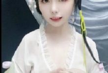 喵小吉露脸COS全L自拍8V-4.7G视频数量8套娇小可人痔疮展示-srcmini