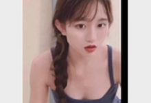 高颜值小女友自拍视频1V-292M，时长4分钟，太阳的后裔巨鸡资源！-srcmini