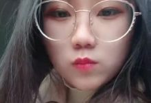 四眼美眉在公园随便找一个陌生人弄927mb百度云-srcmini