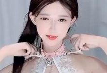 stripchat女神Yoveici_ao道具秀：美颜绝美，视频时长12分48秒，小伙伴们快来下载定制秀吧！-srcmini