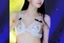 推特白妖妖劲爆合集273部44G这谁顶得住-srcmini